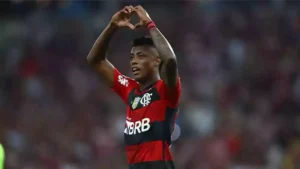 Aposte R$100 e receba R$380 se Bruno Henrique marcar em Flamengo x Corinthians