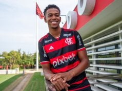 Carlinhos, atacante do Flamengo