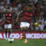 Ex-árbitro é sincero ao falar sobre o gol de Gonzalo Plata, do Flamengo