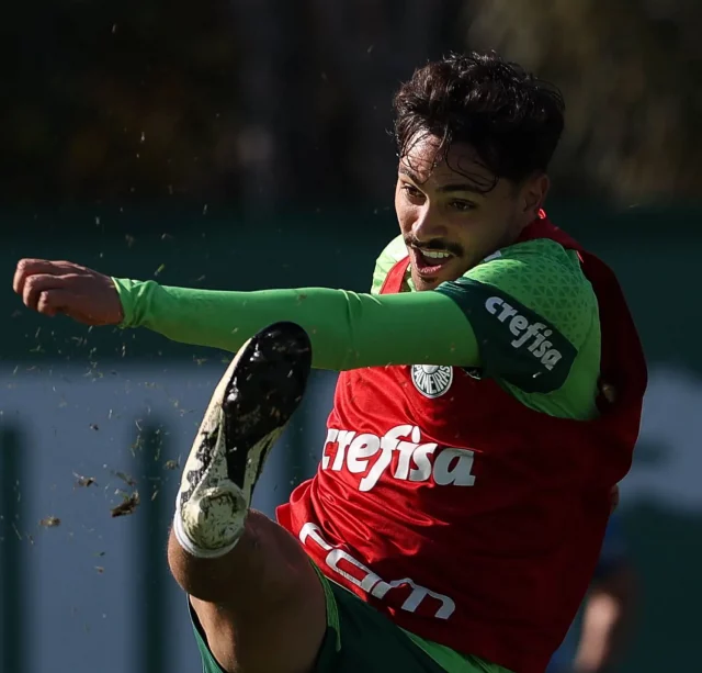 Maurício durante treino do Palmeiras (Foto: Reprodução/Palmeiras)