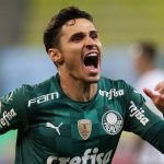 A declaração de Raphael Veiga direcionada a Vitor Roque, do Palmeiras