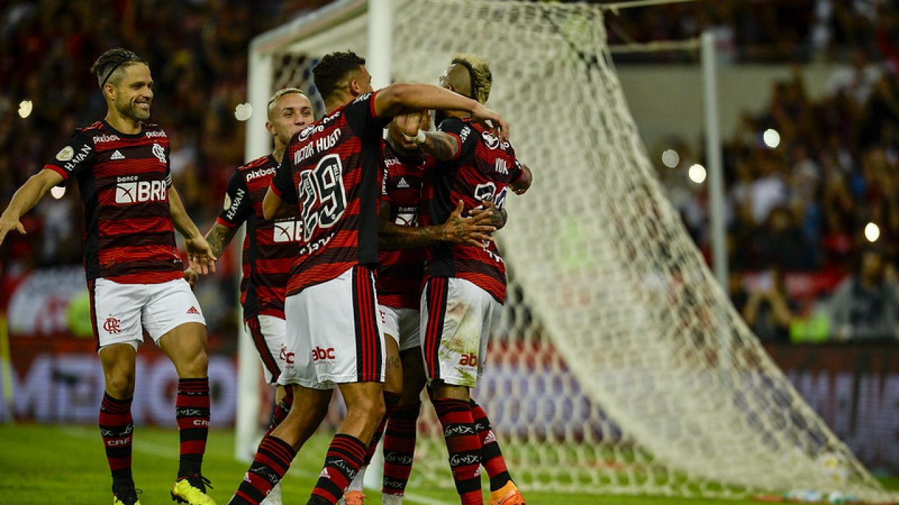 Com desfalques, Flamengo divulga lista de relacionados para jogo