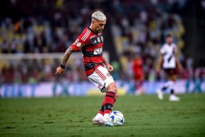 Libertadores: Flamengo terá desfalque importante para jogo contra o Racing  - Superesportes