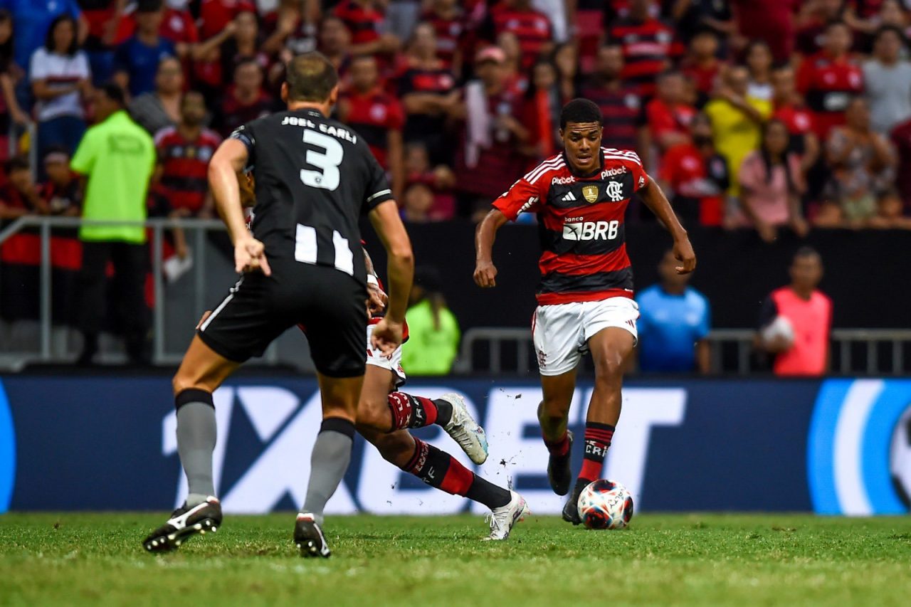 Flamengo Deve Ter Novidade Em Jogo Contra O Bangu